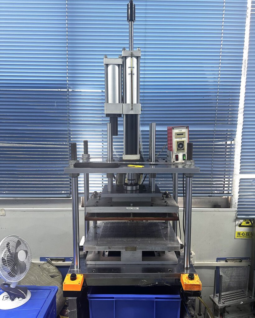 Pneumatic Punch Press